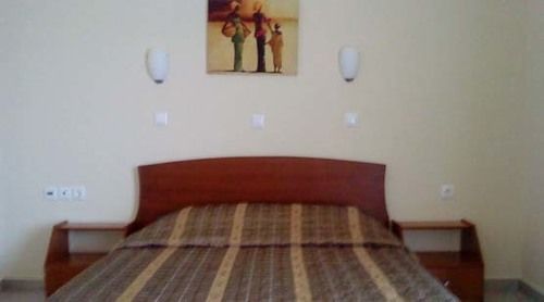 Sarti Plaza Hotel Bagian luar foto